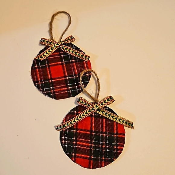 Hand Crafted Upcycled farmhouse decor Christmas hanging ornaments plaid fabric - Picture 7 of 17
